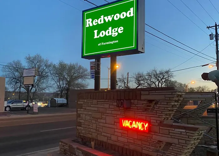 Redwood Lodge